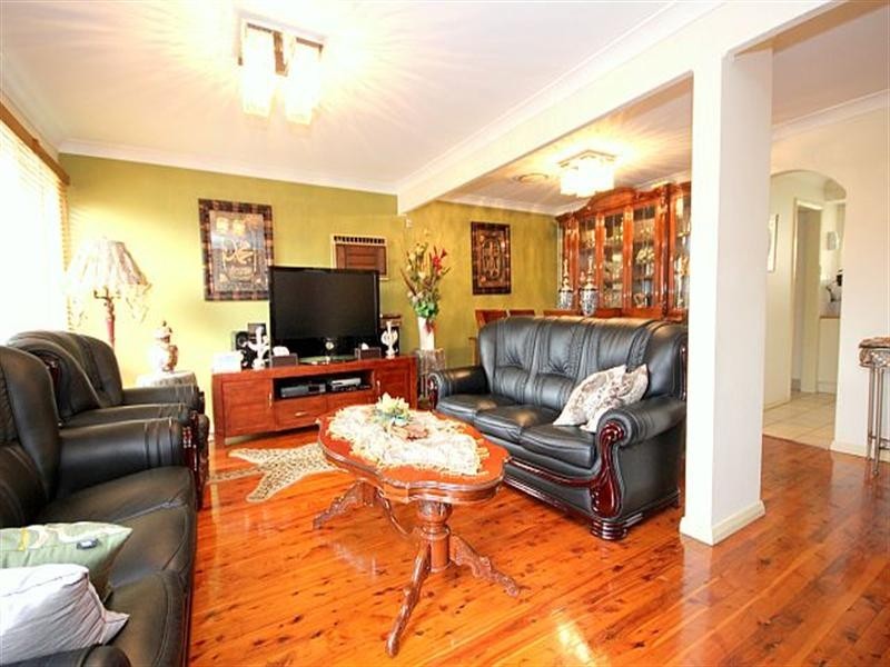 7/8A Chiswick Road, Greenacre NSW 2190