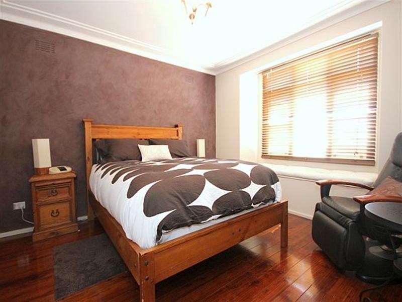 17 Narelle Crescent, Greenacre NSW 2190