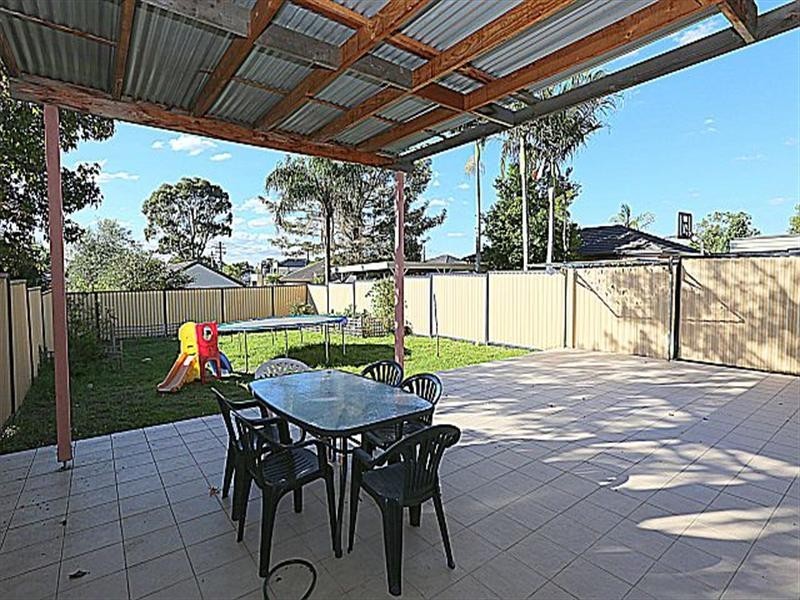 Greenacre NSW 2190