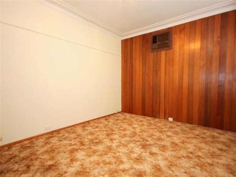 100 Yanderra Street, Condell Park NSW 2200