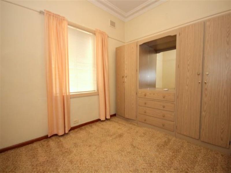 100 Yanderra Street, Condell Park NSW 2200