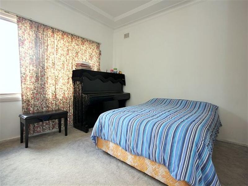 44 Winifred Street, Condell Park NSW 2200