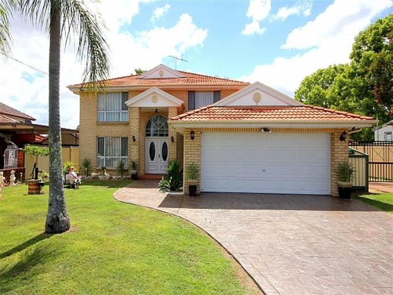 44 Haig Avenue, Georges Hall NSW 2198