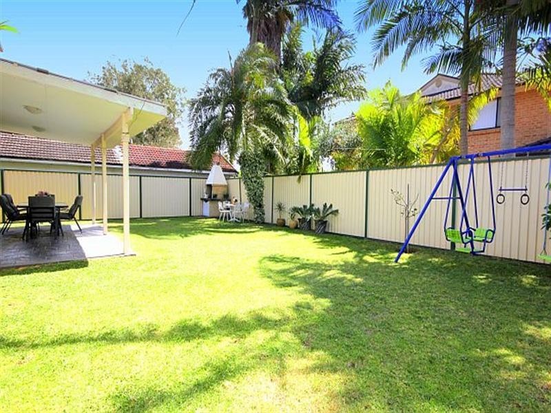 44 Haig Avenue, Georges Hall NSW 2198