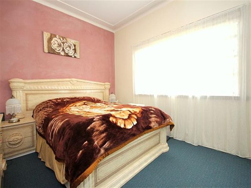 16 Leighdon Street, Bass Hill NSW 2197