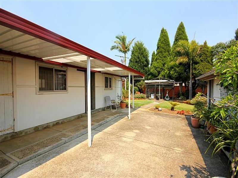 14 Petunia Avenue, Bankstown NSW 2200