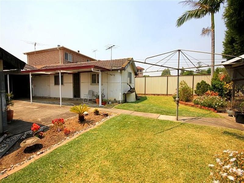 14 Petunia Avenue, Bankstown NSW 2200