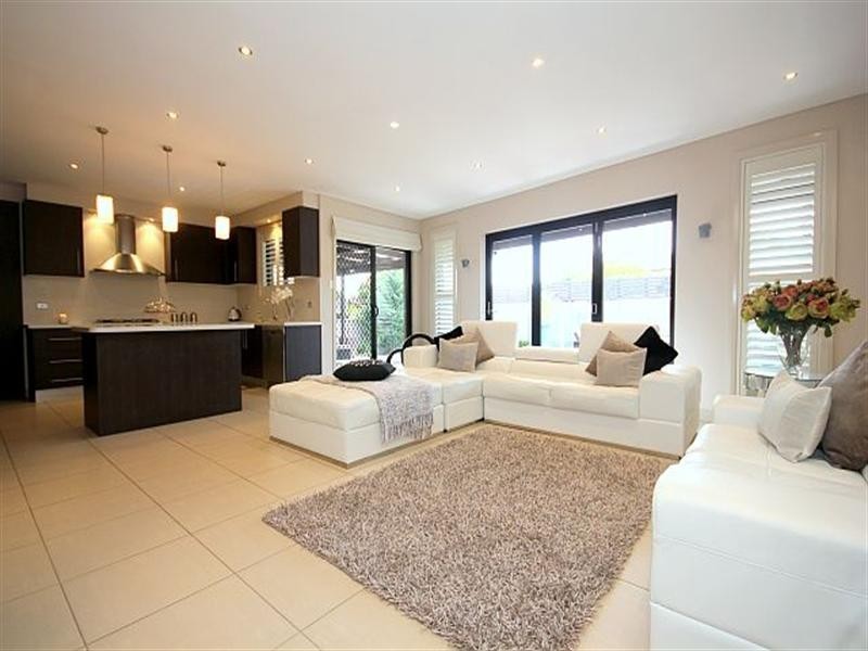 53 Jacaranda Drive, Georges Hall NSW 2198