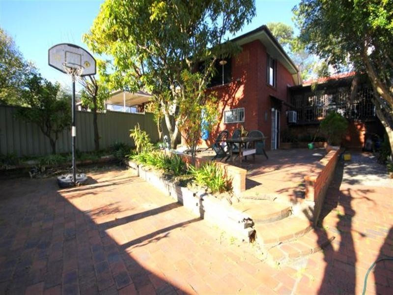 12 Wren Street, Condell Park NSW 2200