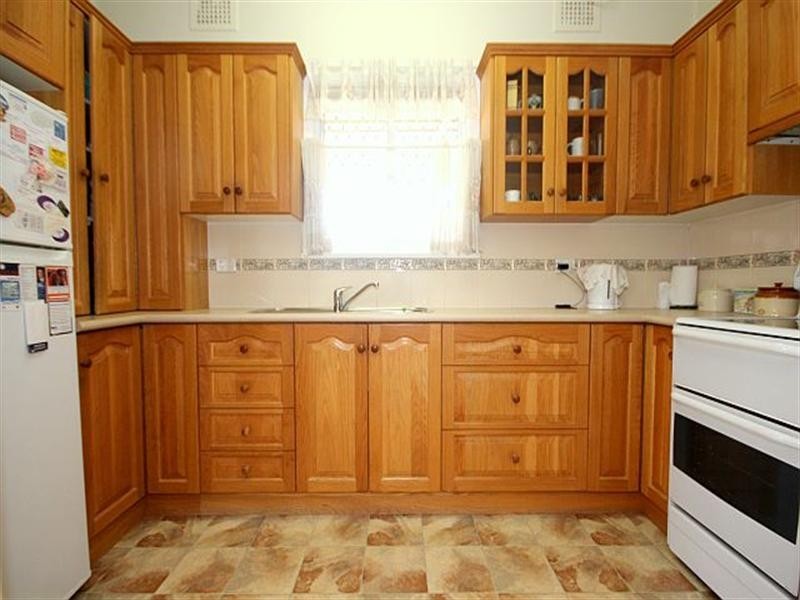 6 Leighdon Street, Bass Hill NSW 2197