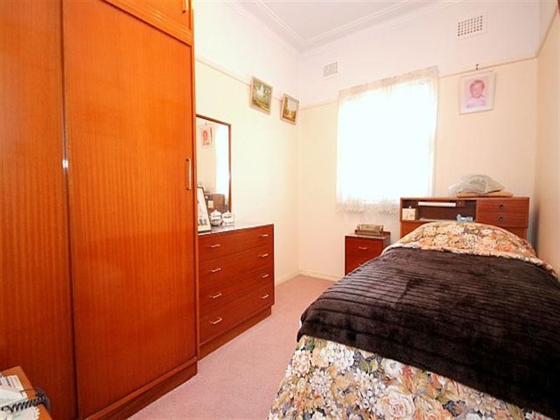 6 Leighdon Street, Bass Hill NSW 2197