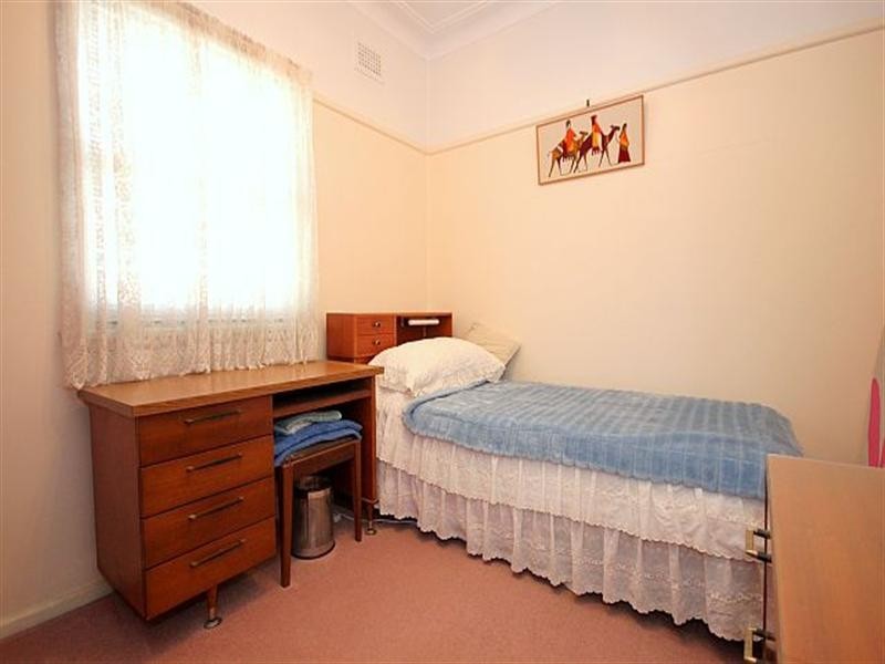 6 Leighdon Street, Bass Hill NSW 2197