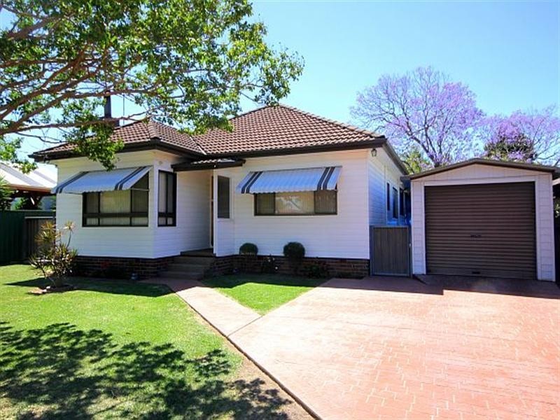 1 Compton Street, Bass Hill NSW 2197