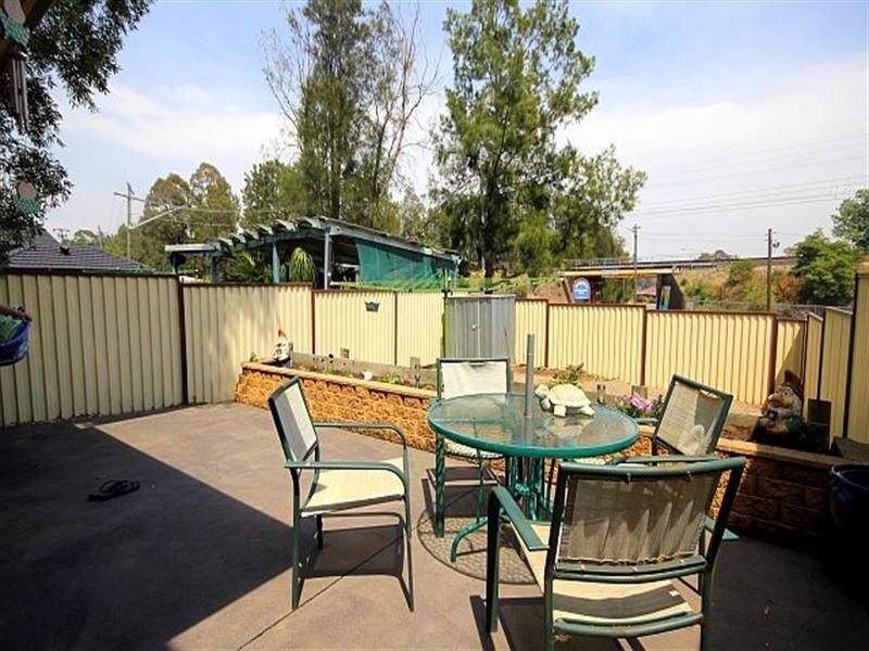 64A Larien Crescent, Birrong NSW 2143