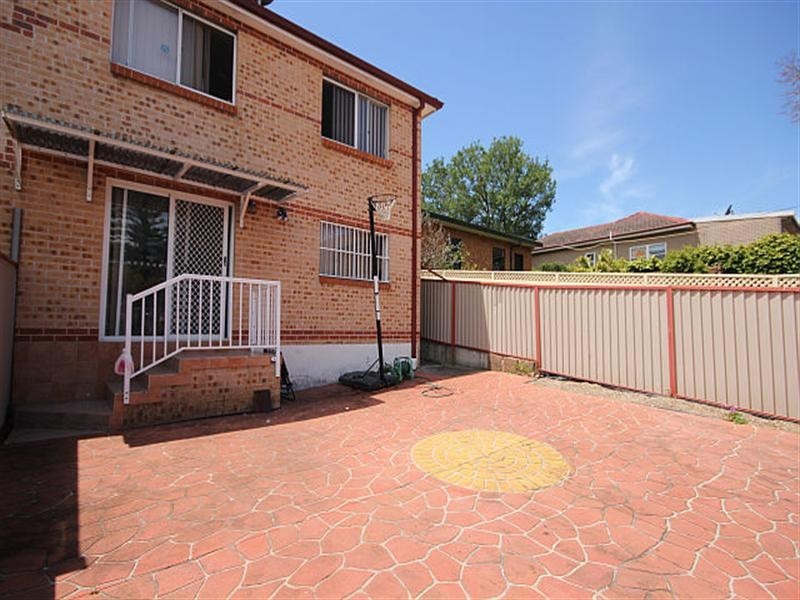 768B Henry Lawson Drive, Picnic Point NSW 2213