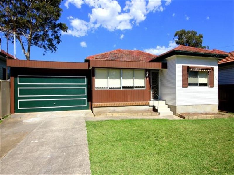 81 The Avenue, Bankstown NSW 2200
