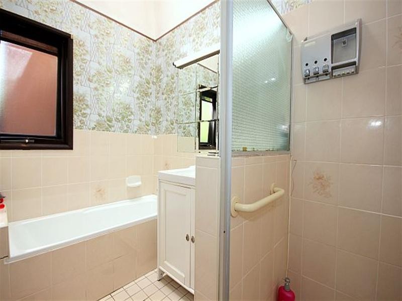 4/2 Kardella Court, Condell Park NSW 2200