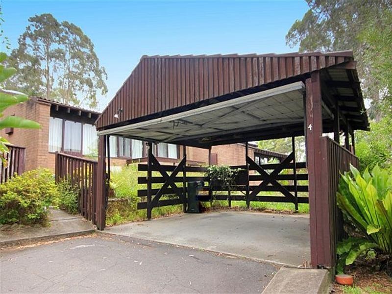 4/2 Kardella Court, Condell Park NSW 2200