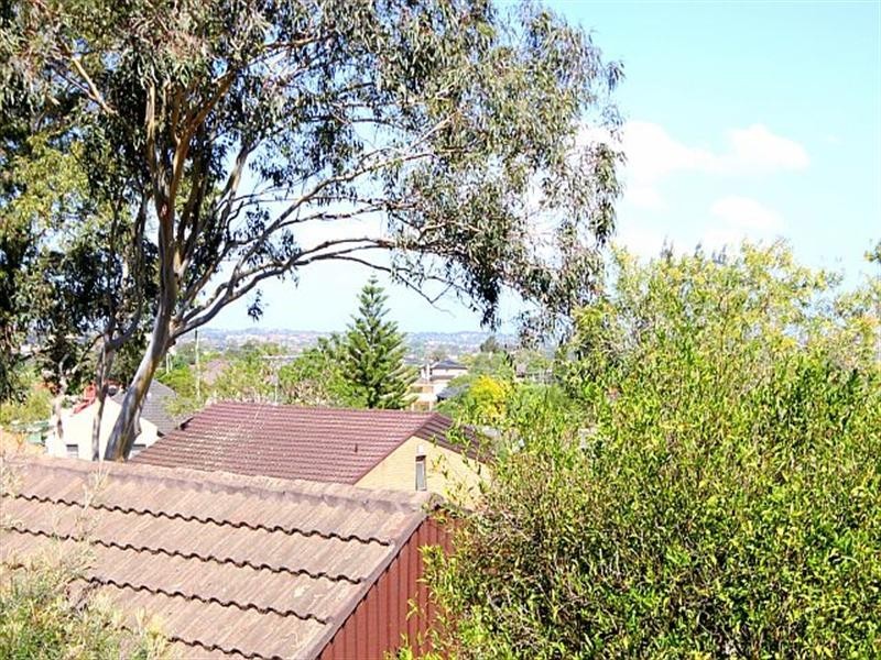 4/2 Kardella Court, Condell Park NSW 2200