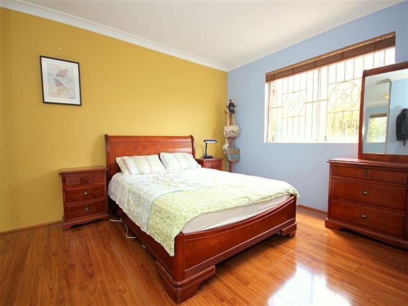 2/7 Shenton Avenue, Bankstown NSW 2200