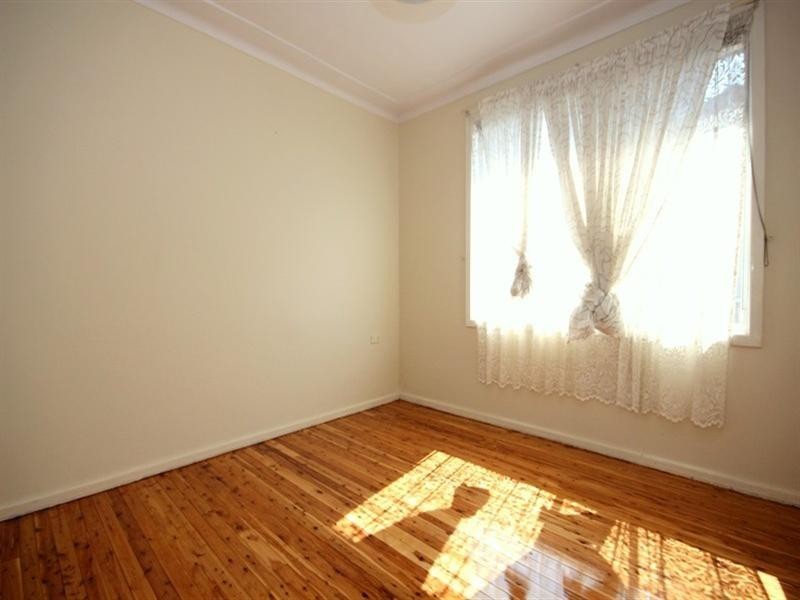 24 Riga Avenue, Greenacre NSW 2190