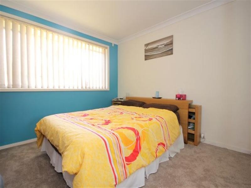 3 Lincoln Road, Georges Hall NSW 2198