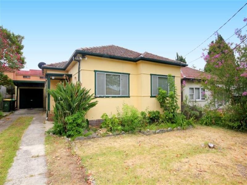 89 Northcote Road, Greenacre NSW 2190