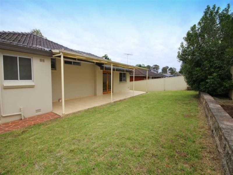 29 Caroline Crescent, Georges Hall NSW 2198