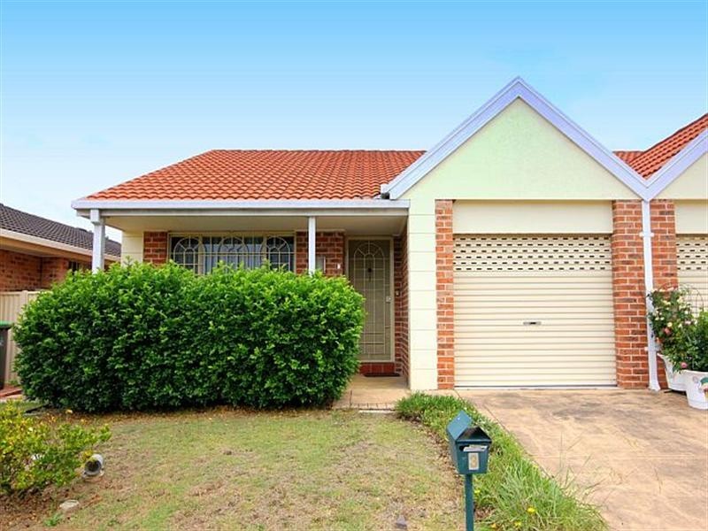 3 Silkyoak Grove, Greenacre NSW 2190