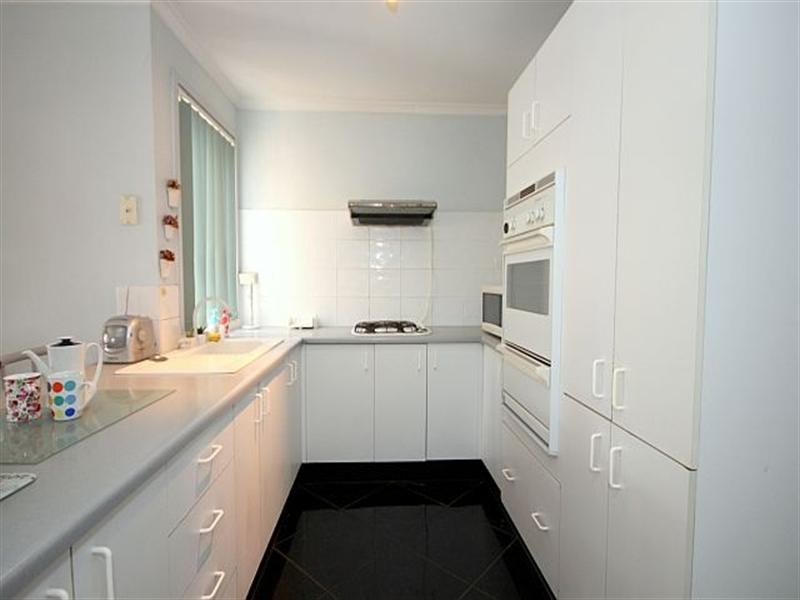 3 Silkyoak Grove, Greenacre NSW 2190