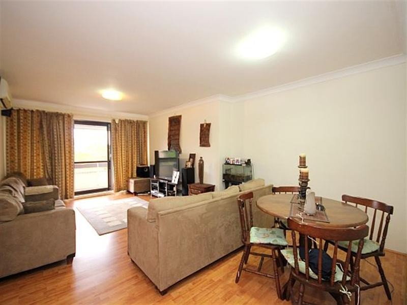 17/140 Chapel Road South, Bankstown NSW 2200