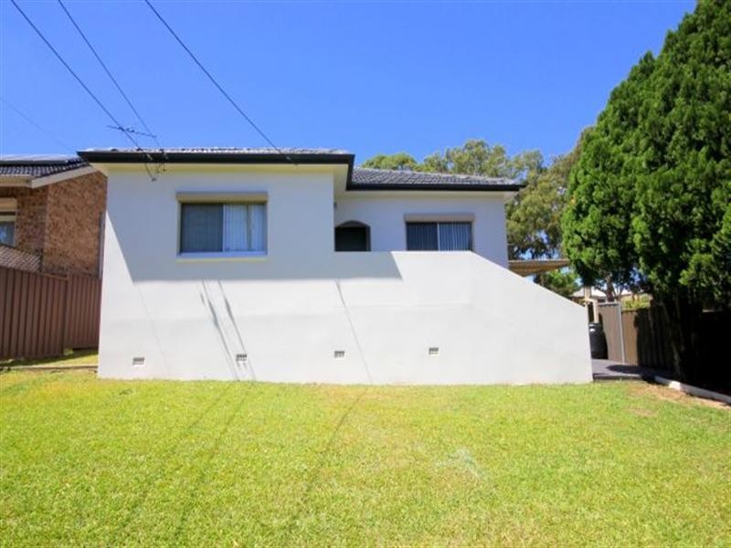 187 Henry Lawson Drive, Georges Hall NSW 2198