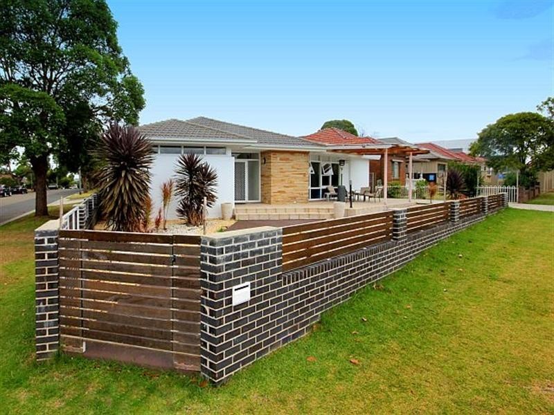 2 Juliette Avenue, Punchbowl NSW 2196