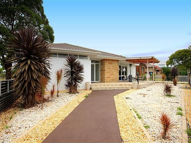 2 Juliette Avenue, Punchbowl NSW 2196