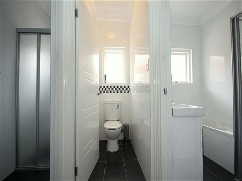 2 Juliette Avenue, Punchbowl NSW 2196