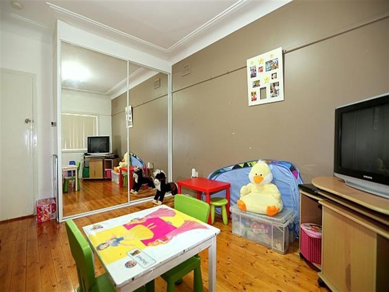 7 Glenn Place, Yagoona NSW 2199