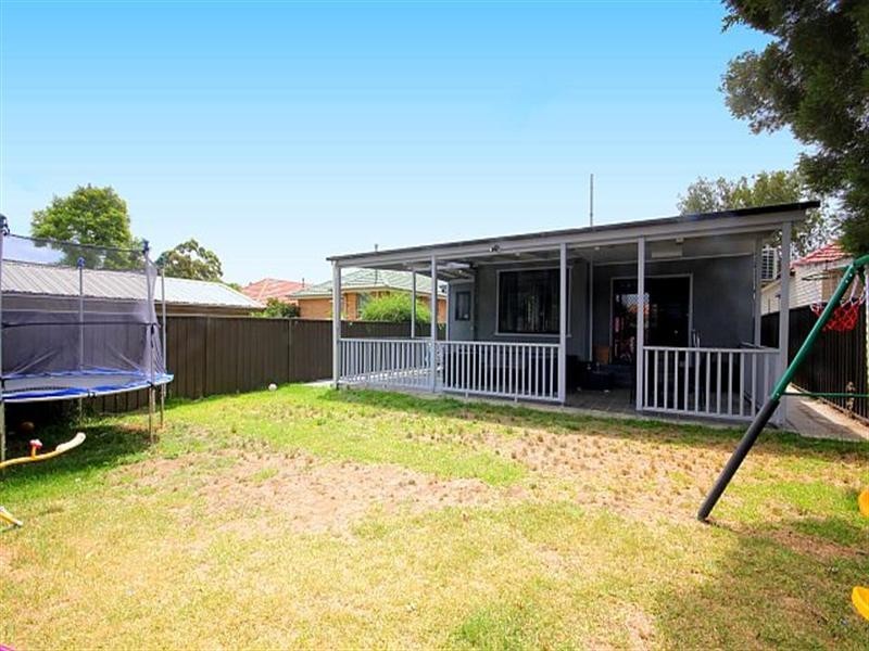 7 Glenn Place, Yagoona NSW 2199