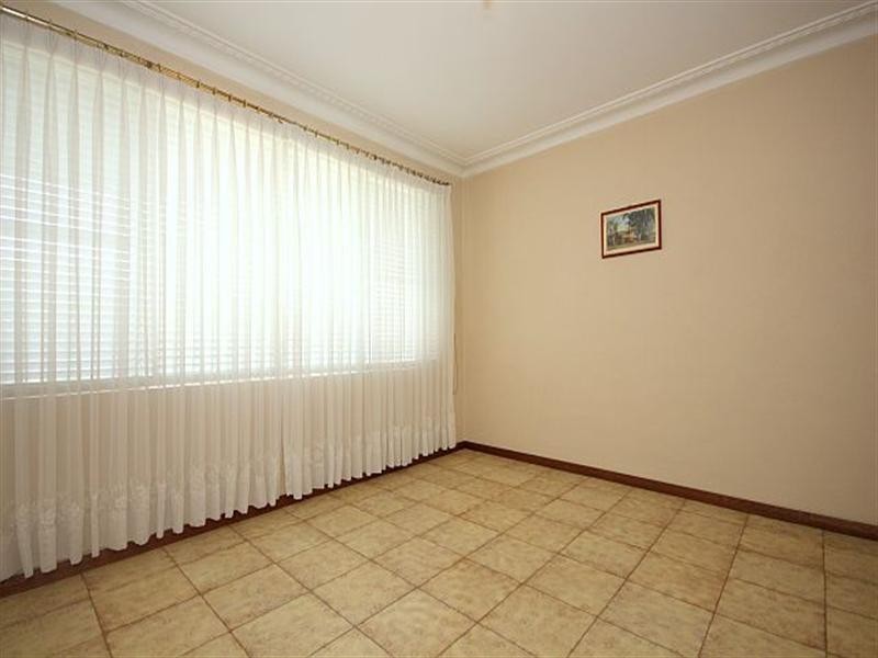 95 Denman Road, Georges Hall NSW 2198