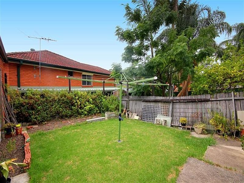 95 Denman Road, Georges Hall NSW 2198