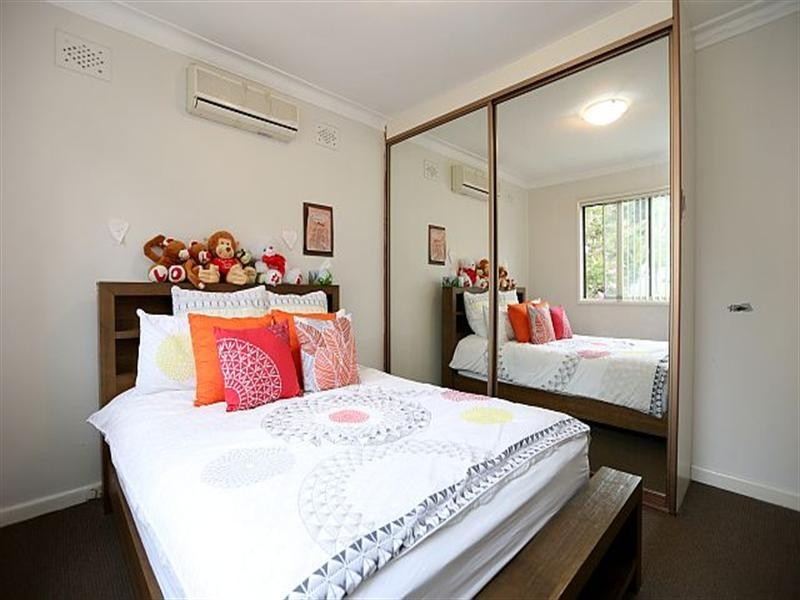 62 Manahan Street, Condell Park NSW 2200
