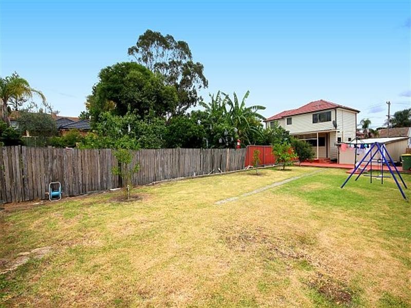 34 Emery Avenue, Yagoona NSW 2199