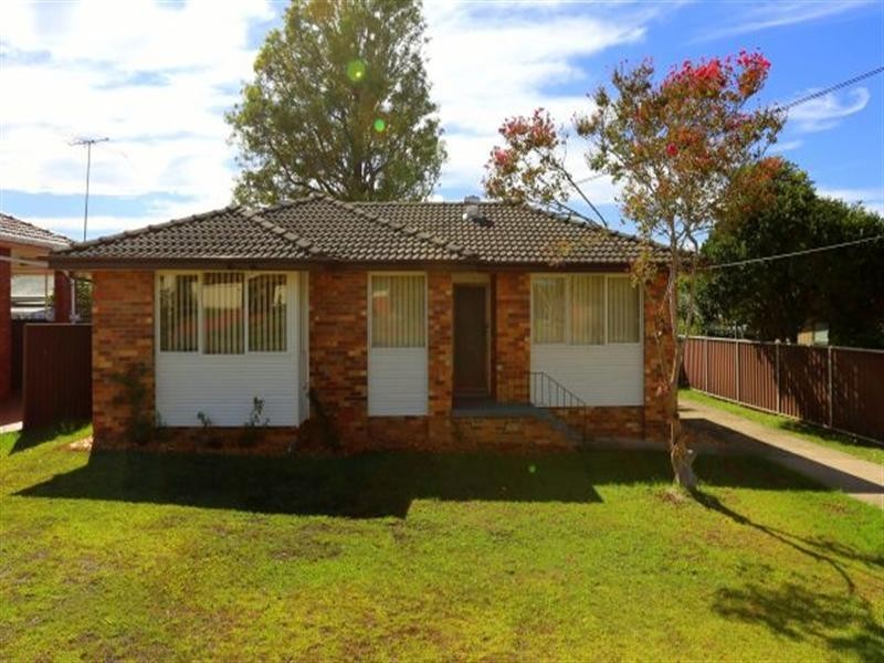 22 Paine Avenue, Moorebank NSW 2170
