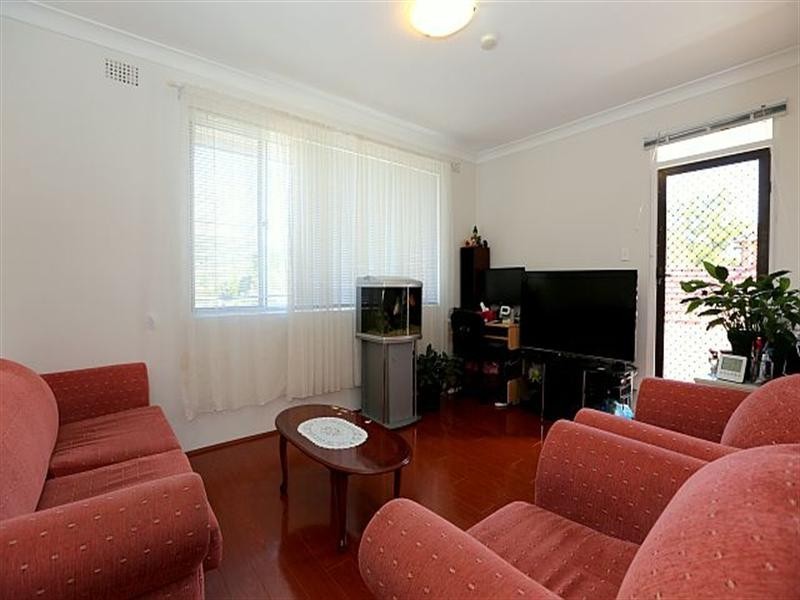 5/17 Unara Street, Campsie NSW 2194