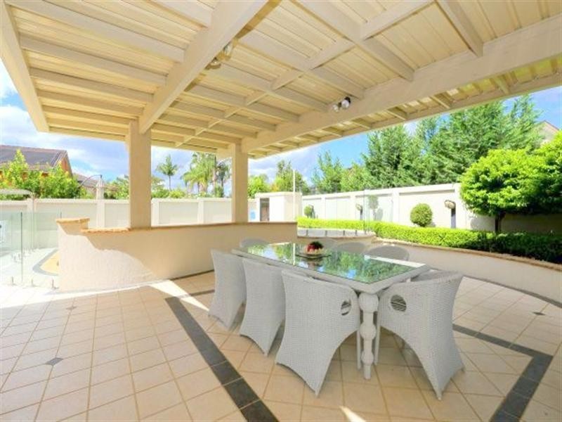 9 Kinsella Street, Illawong NSW 2234