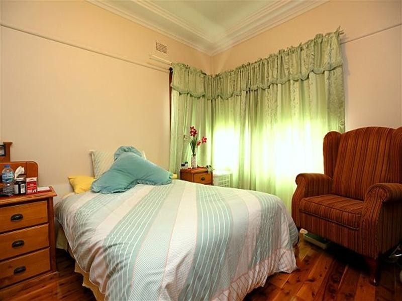 74 Chapel Street, Belmore NSW 2192