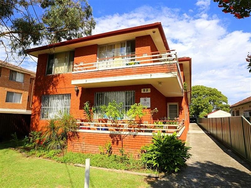 5/82 Wangee Road, Lakemba NSW 2195