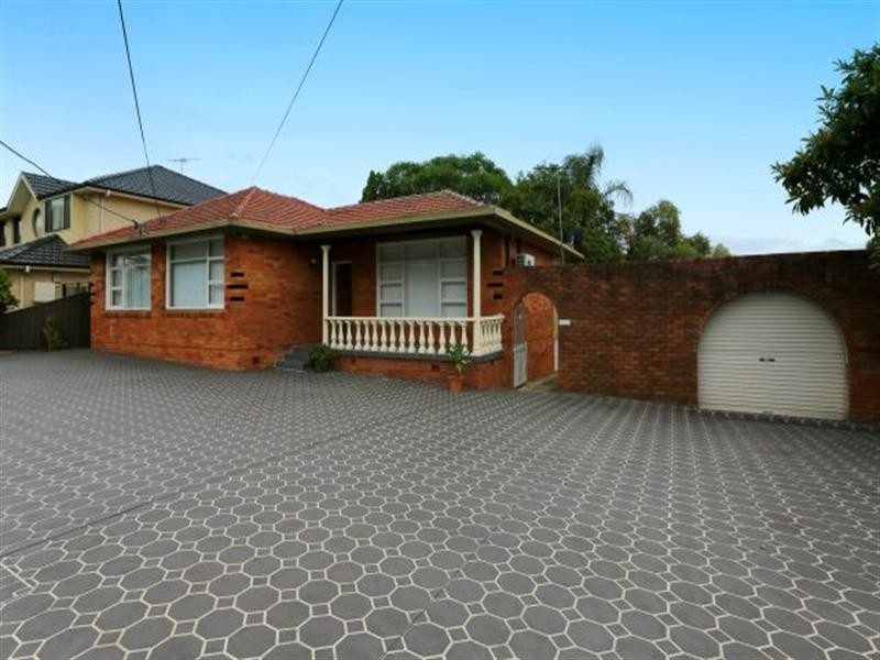 13 Carnegie Road, Chester Hill NSW 2162