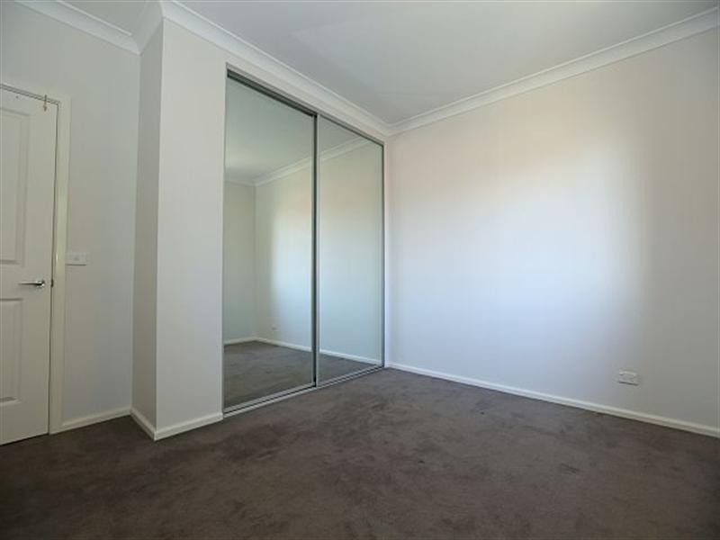 6 Tewinga Road, Birrong NSW 2143