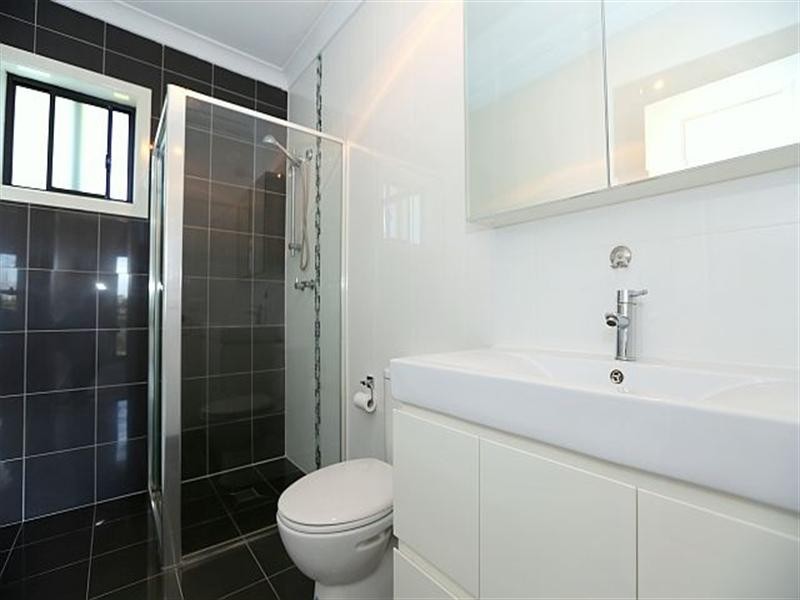 6 Tewinga Road, Birrong NSW 2143