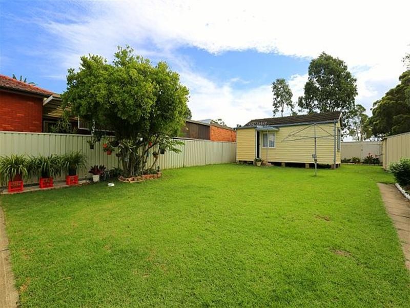 32 Australia Street, Bass Hill NSW 2197
